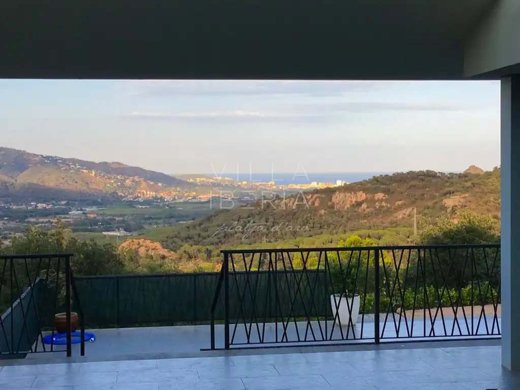 Casa con piscina en venta en Golf Costa Brava, imagen 2