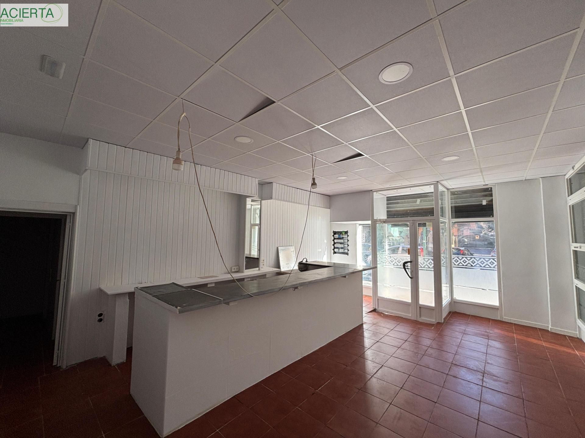 Cuina de Local de lloguer en  Granada Capital