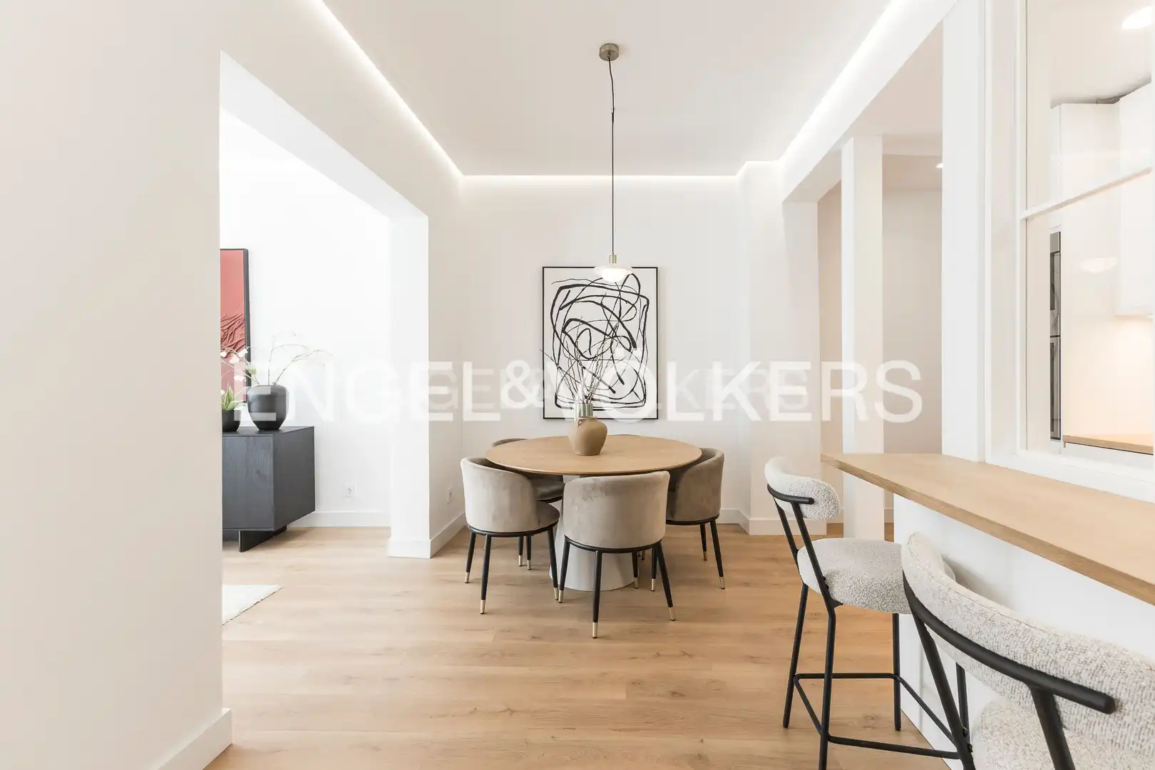 Dining room of Flat for sale in Madrid  with Air Conditioner, Heating and Balcony