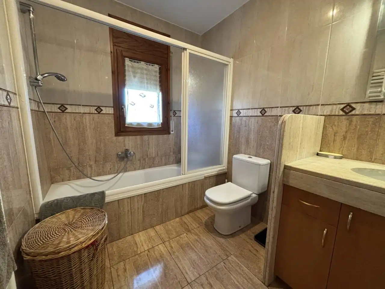 Baño de Casa o chalet en venta en Perafita con Aire acondicionado, Calefacción y Jardín privado
