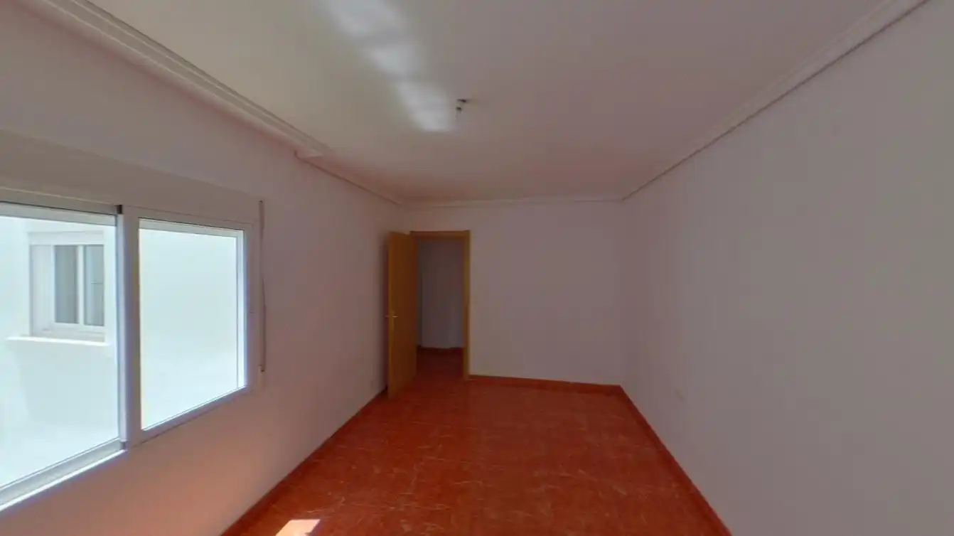 Flat with lift for sale in C/ Pedro Cabanes, imagen 12