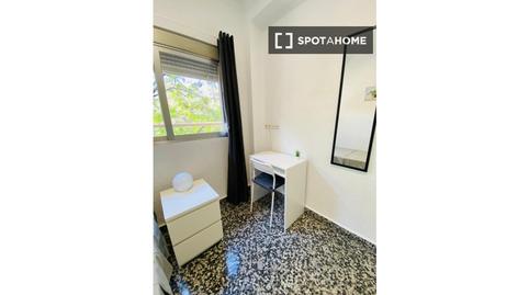 Photo 2 of Room in La Creu Coberta, Valencia Capital