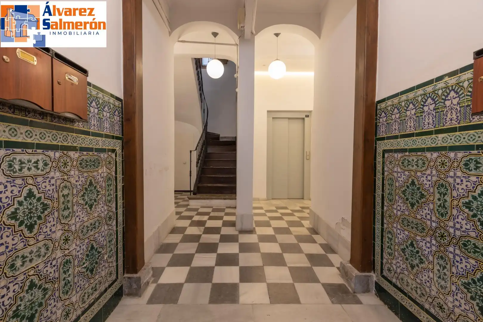Attic for sale in MARQUES DE GERONA, Centro - Sagrario