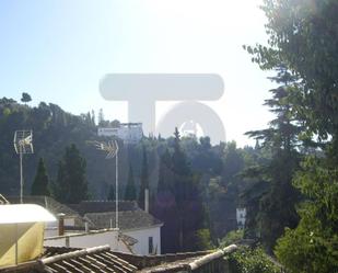 Vista exterior de Casa adosada en venda en  Granada Capital amb Piscina