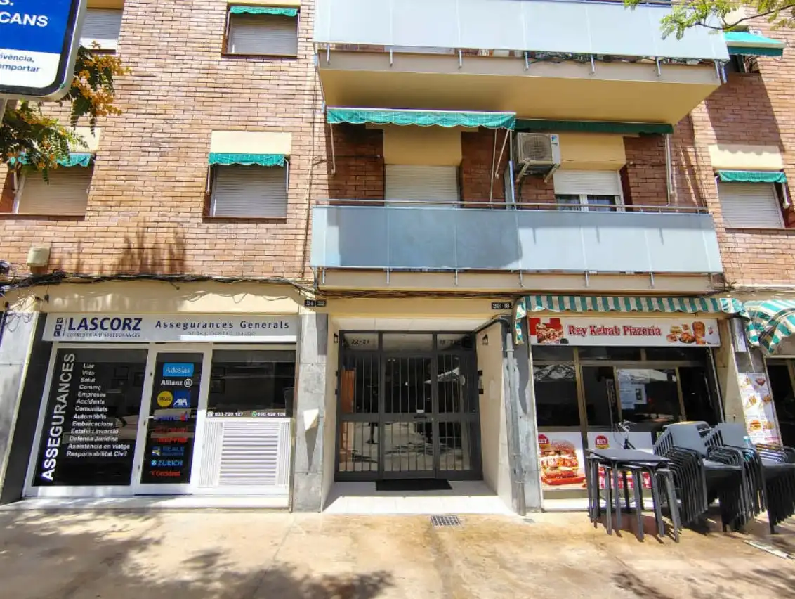 Piso en venta en C/ Rovellat, La Plana