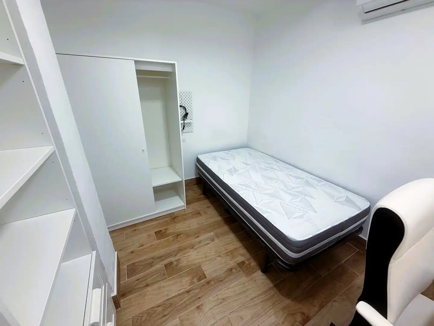 Bedroom of Flat for rent in Ronda