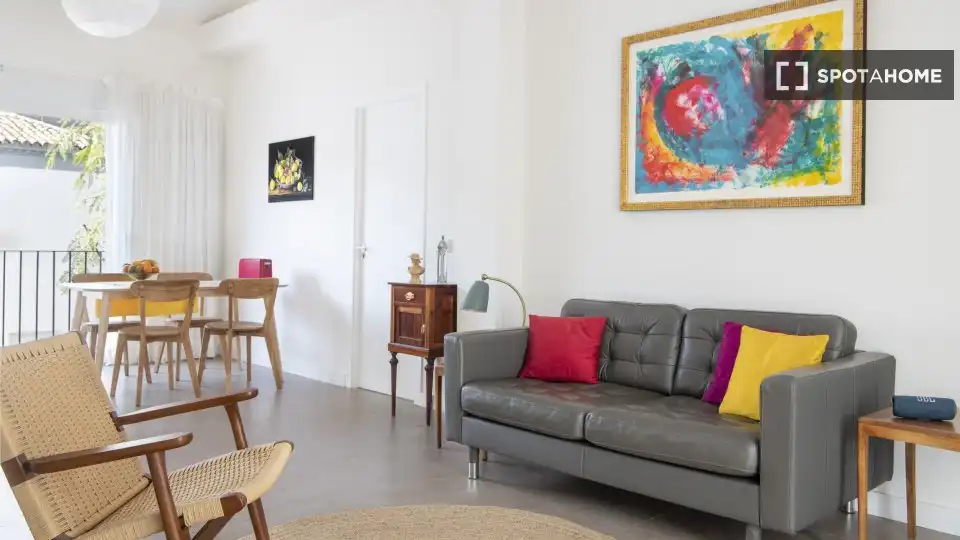 Sala d'estar de Apartament per a compartir en Sevilla amb Aire condicionat, Terrassa i Moblat