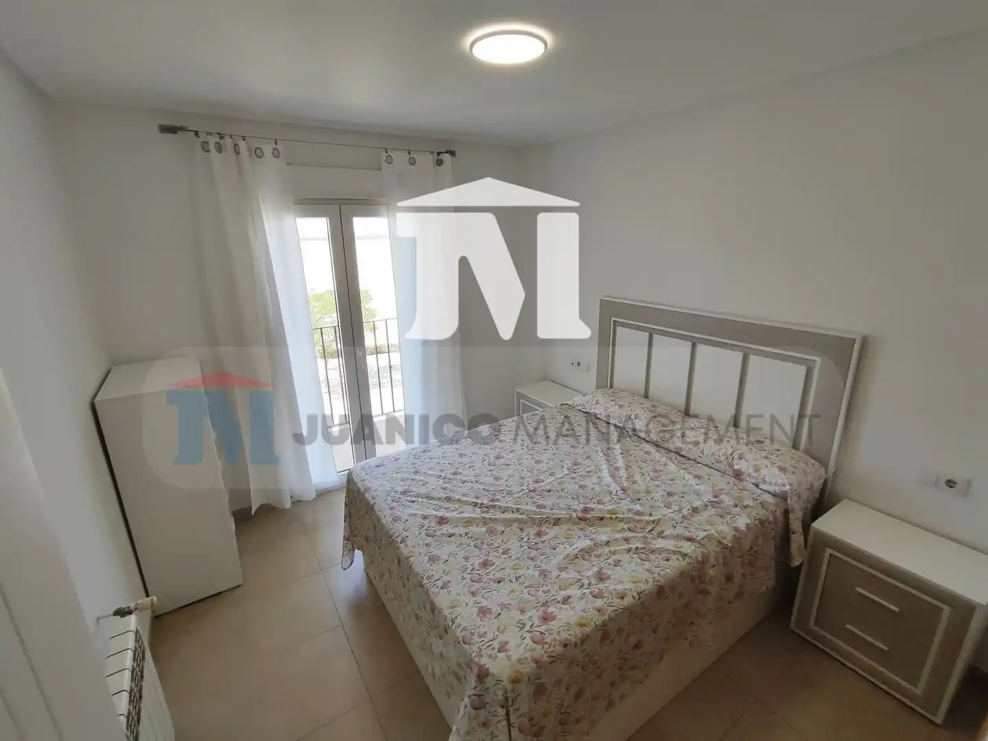 Habitación de Ático en venta en Murcia con Aire acondicionado, Terraza y Trastero