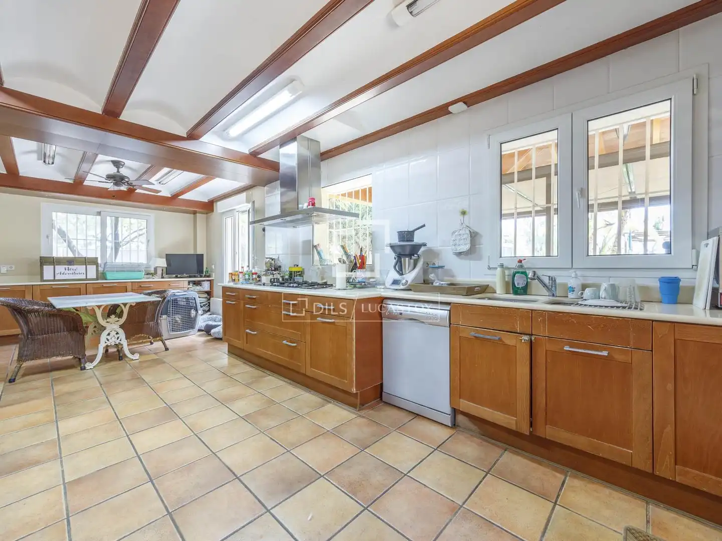Cocina de Finca rústica en venta en Rocafort con Aire acondicionado, Jardín privado y Terraza