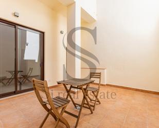 Balcony of Single-family semi-detached for sale in  Barcelona Capital  with Air Conditioner, Heating and Parquet flooring