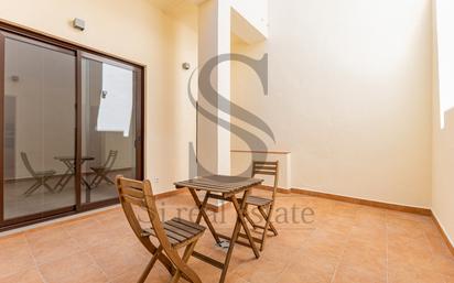 Balcony of Single-family semi-detached for sale in  Barcelona Capital  with Air Conditioner, Heating and Parquet flooring
