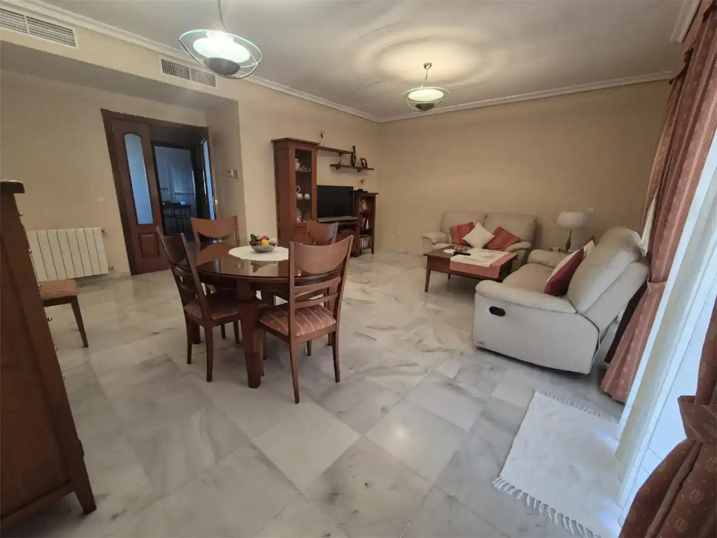 Sala d'estar de Casa o xalet en venda en Valdepasillas - La Paz - Huerta Rosales