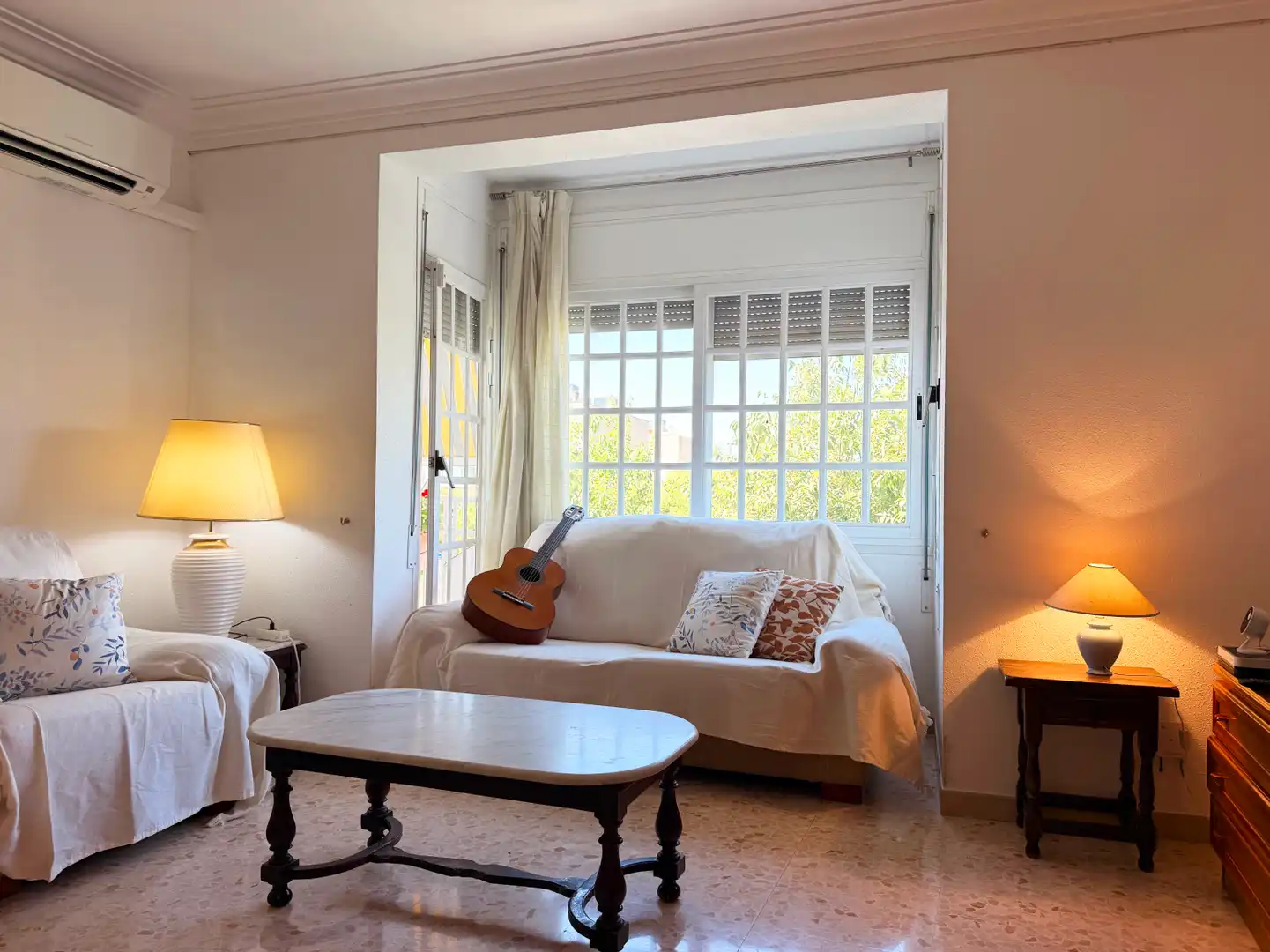 Sala de estar de Casa o chalet en venta en Calafell con Aire acondicionado, Terraza y Amueblado