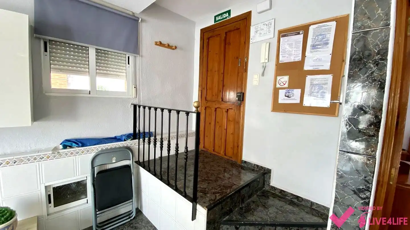 Attic for rent in Valencia  with Air Conditioner, Terrace and Furnished