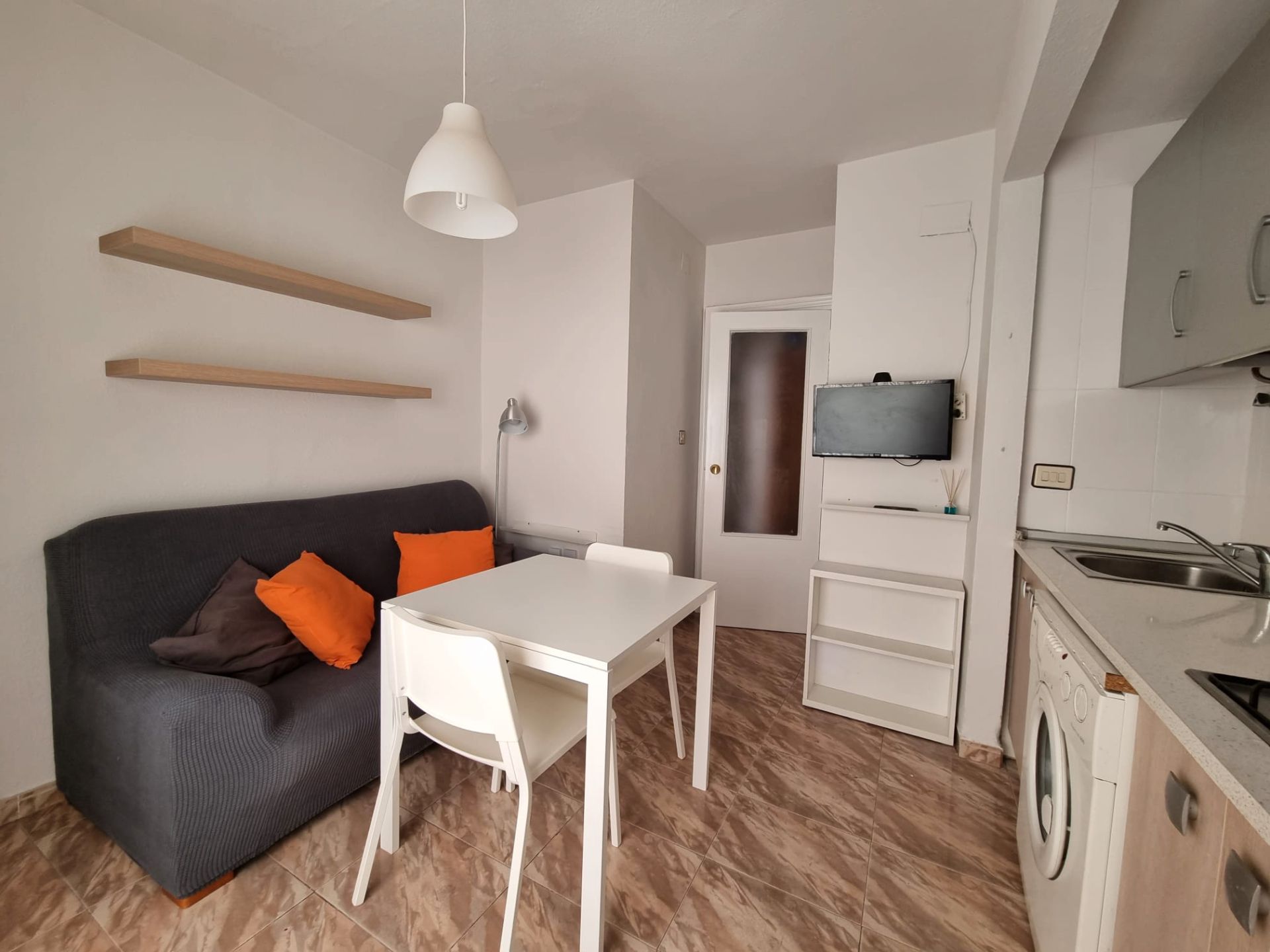 Bedroom of Flat for rent in  Granada Capital  with Air Conditioner, Furnished and Washing machine