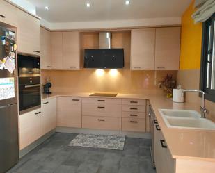 Kitchen of Single-family semi-detached for sale in Sils  with Air Conditioner, Heating and Private garden