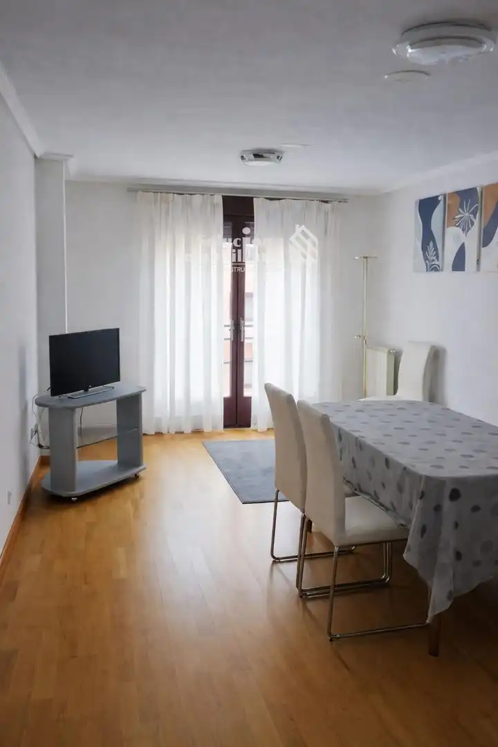 Living room of Flat for rent in Salamanca  with Heating, Terrace and Storage room