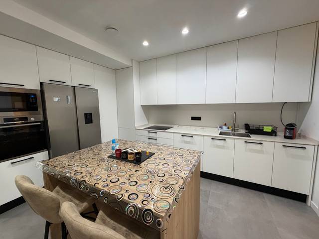 Piso en Venta en Calle Francisco Carratalá Cernuda en Campoamor