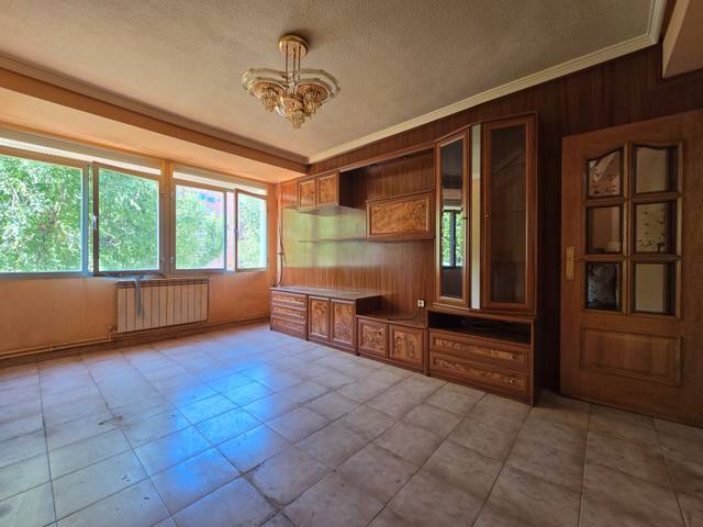 Piso en Venta en Plaza Hilanderas en Abrantes