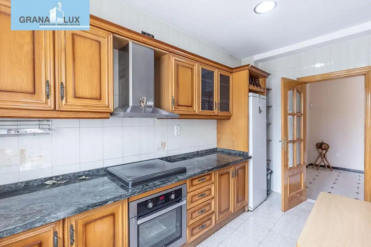 Chalet con terraza en venta en Calle de la Reina Mora, imagen 19