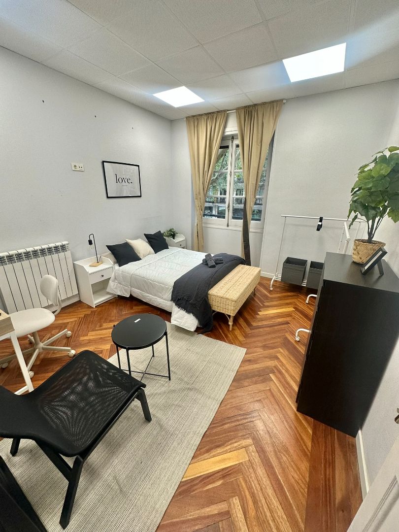 Bedroom of Flat to share in  Madrid Capital  with Air Conditioner, Heating and Furnished