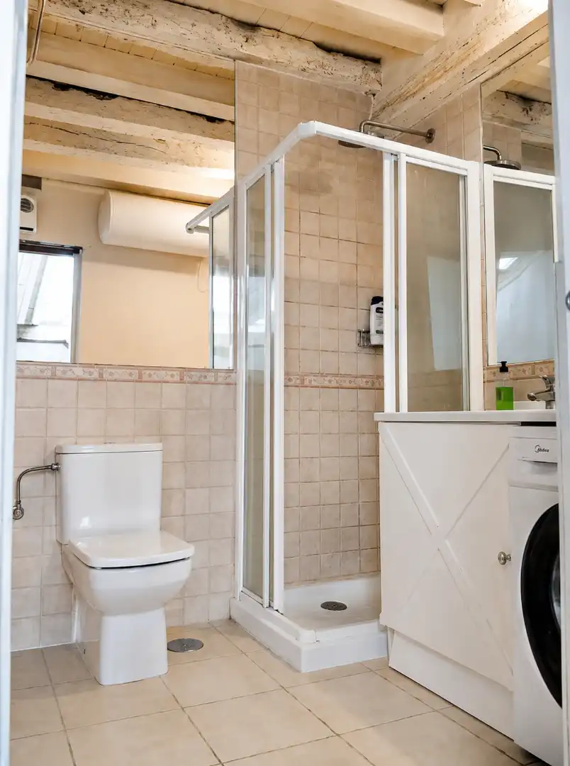 Bathroom of Flat for rent in Santander  with Furnished and Oven