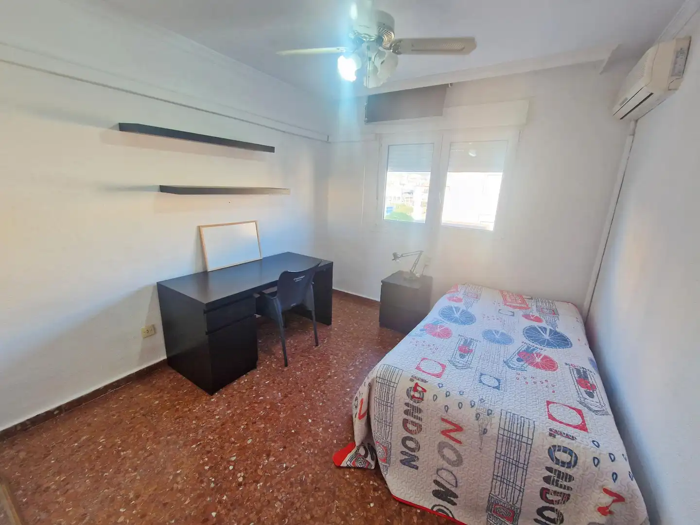 Wohnung zur Miete in C. Poeta Francisco Coronado y Delicado, Martiricos - La Roca - La Rosaleda