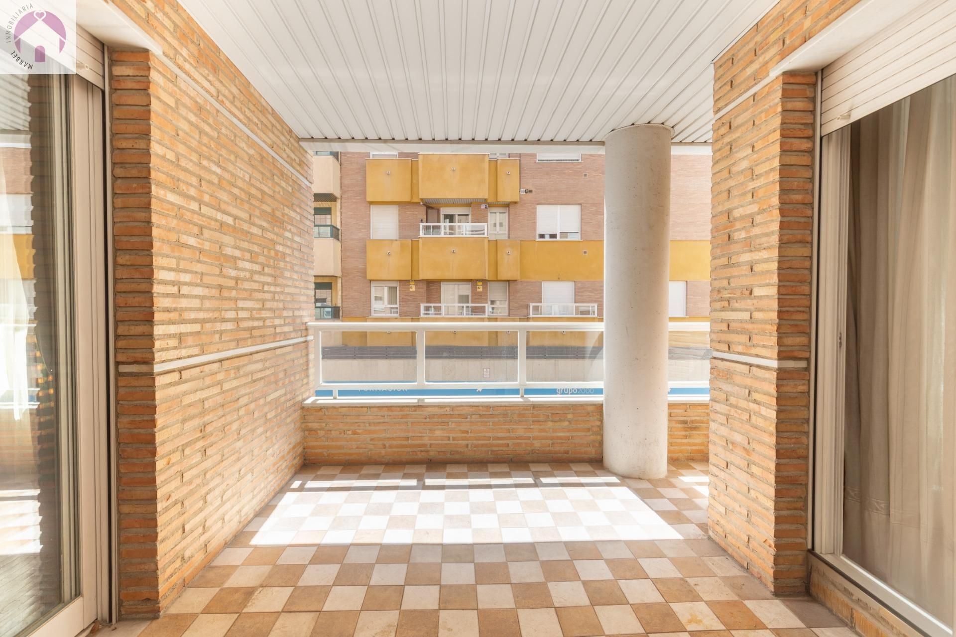 Exterior view of Flat for sale in  Granada Capital  with Heating and Terrace