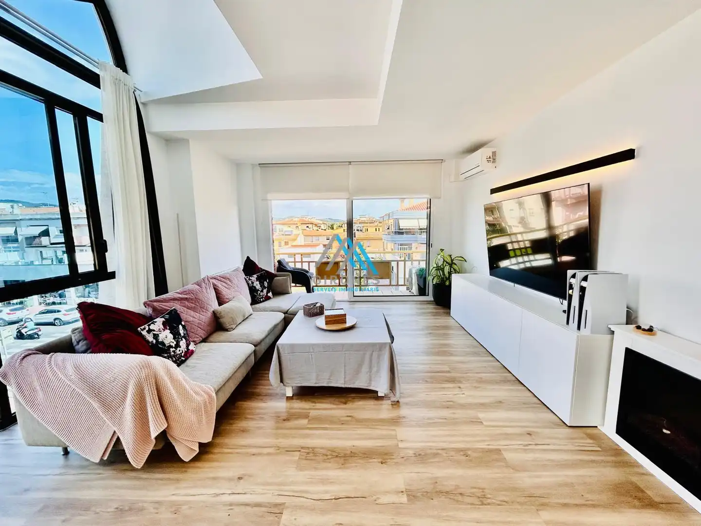 Duplex with terrace for sale in Av.Catalunya, imagen 5
