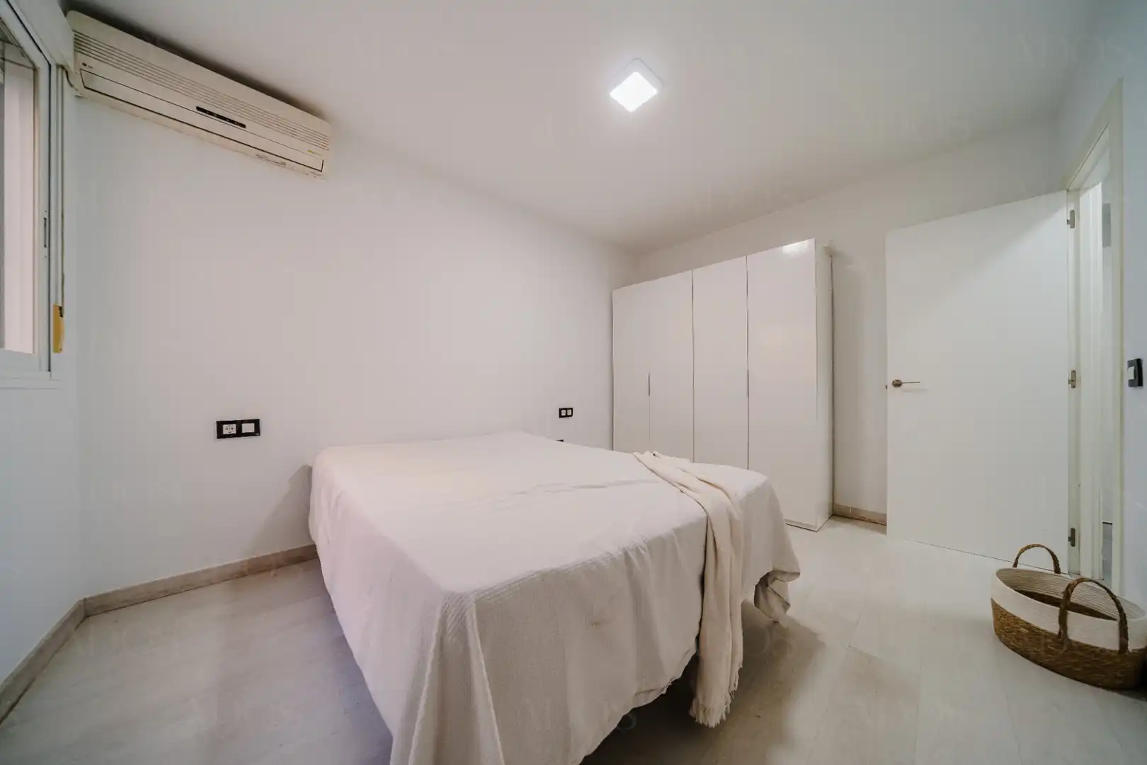 Bedroom of Apartments for sale in Roquetas de Mar  with Furnished