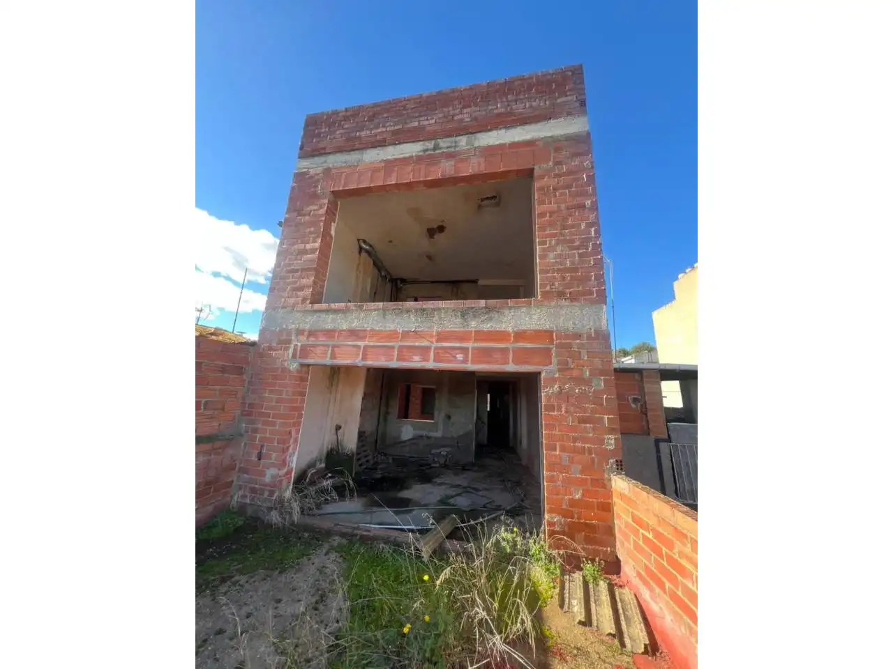 Vista exterior de Edificio en venta en Sabadell