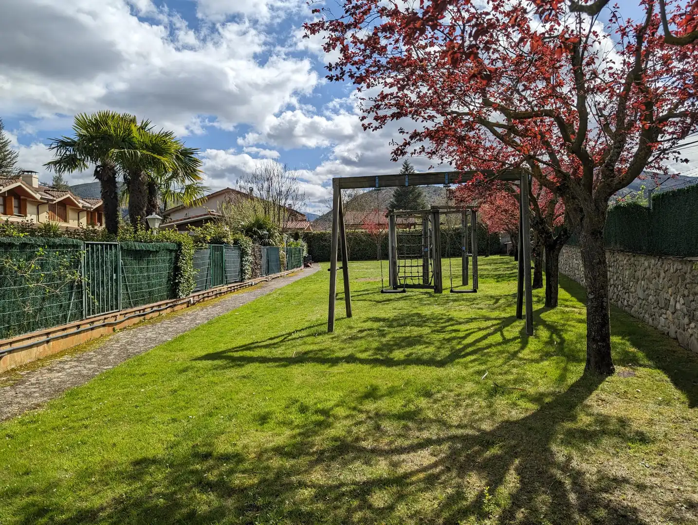 Jardí de Casa o xalet en venda en Ezcaray amb Calefacció, Jardí privat i Terrassa