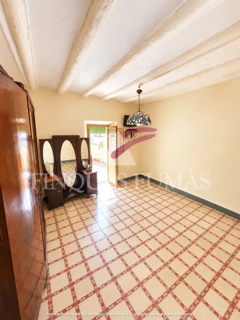 Casa con terraza en venta en Carrer Centre, imagen 4
