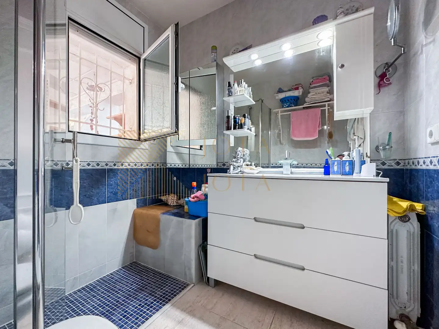 Casa amb terrassa en venda a Aiguaviva Parc, imagen 17