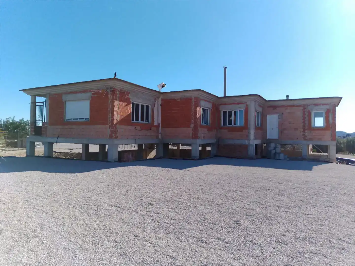 Vista exterior de Casa o xalet en venda en Orihuela amb Piscina i Balcó
