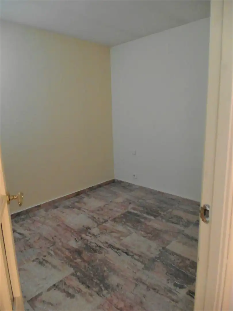 Habitación de Casa adosada en venta en Madrid con Aire acondicionado, Calefacción y Jardín privado