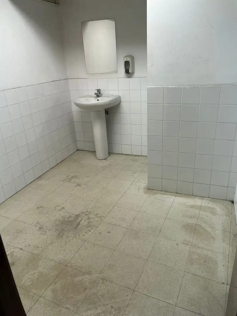Baño de Local en venta en A Coruña Capital 