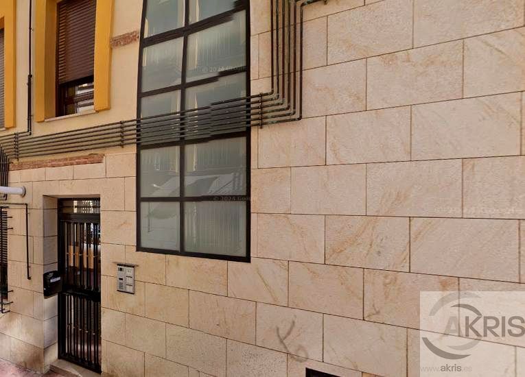 Vista exterior de Planta baixa en venda en Ocaña amb Calefacció, Terrassa i Traster