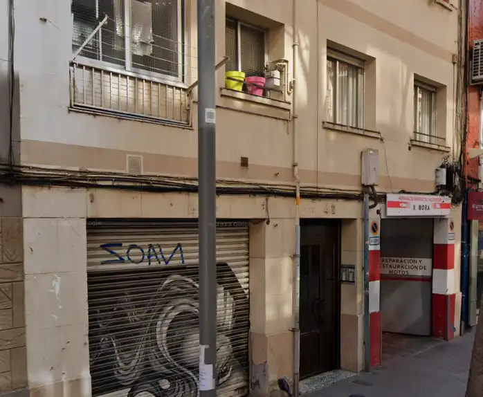Piso con terraza en venta en Sant Andreu, imagen 2