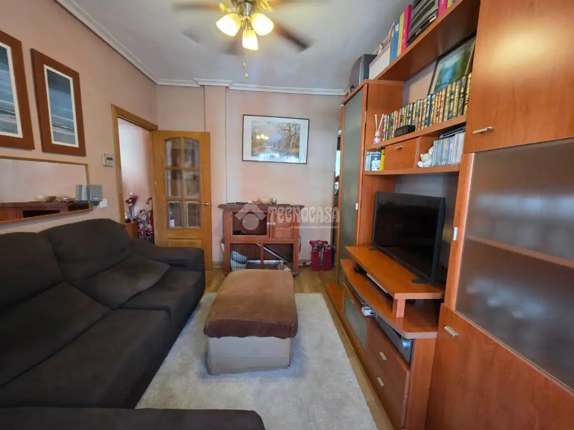Sala de estar de Piso en venta en Alcorcón con Calefacción, Terraza y Trastero