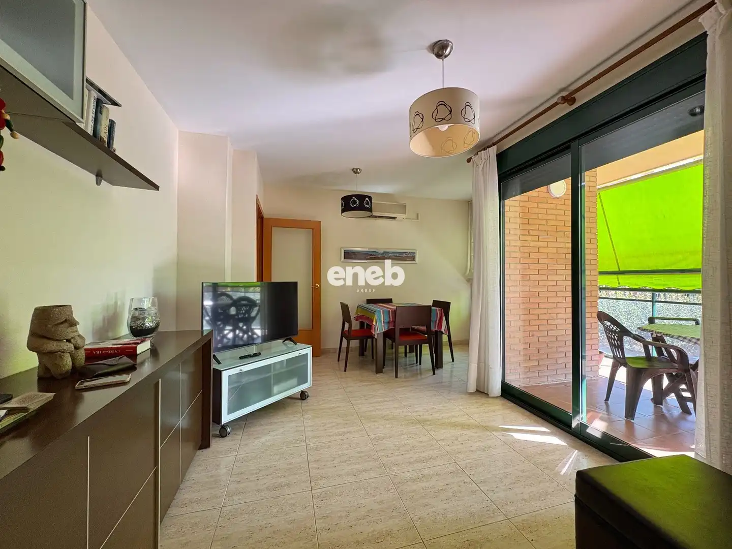 Sala de estar de Piso de alquiler en Benicarló con Aire acondicionado, Calefacción y Piscina