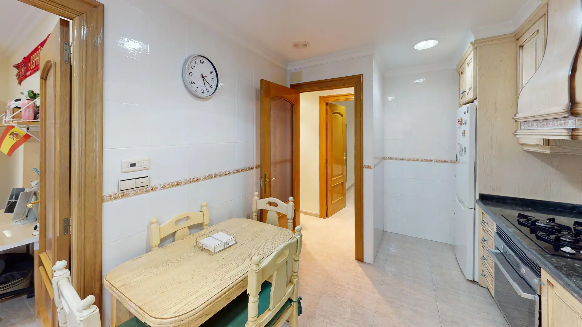 Cocina de Piso en venta en Elche / Elx con Aire acondicionado, Amueblado y Balcón