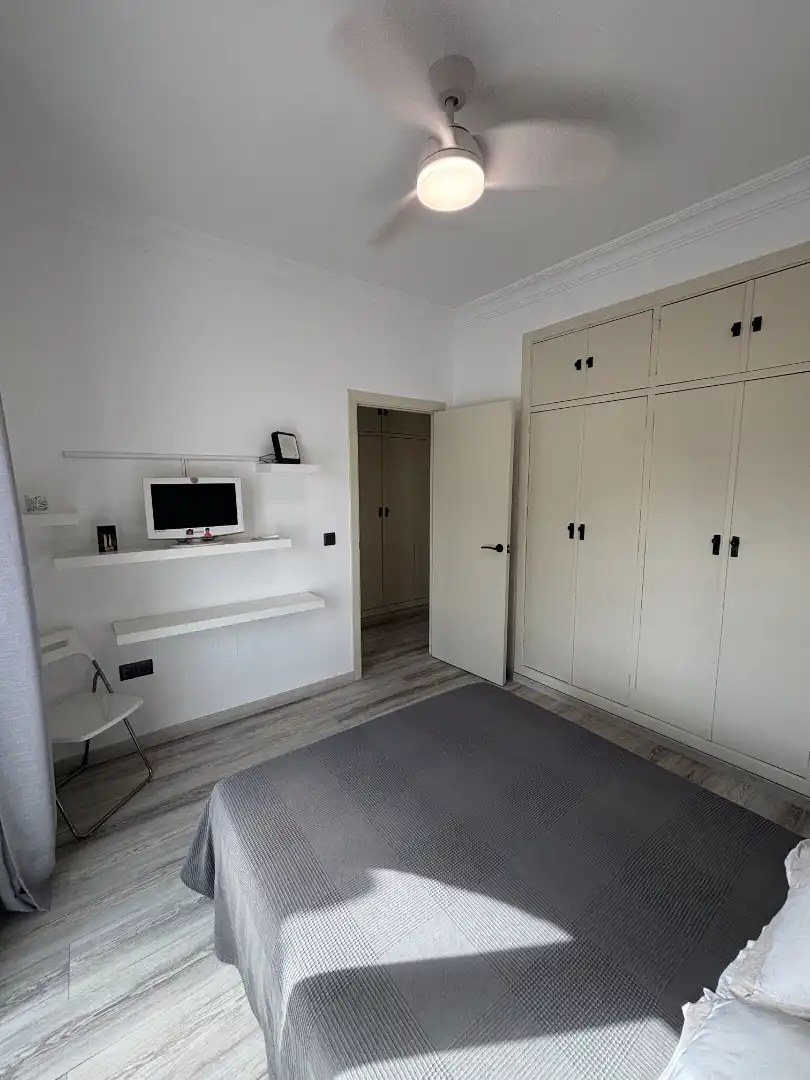 Habitación de Casa adosada en venta en Mairena del Aljarafe con Jardín privado, Parquet y Terraza