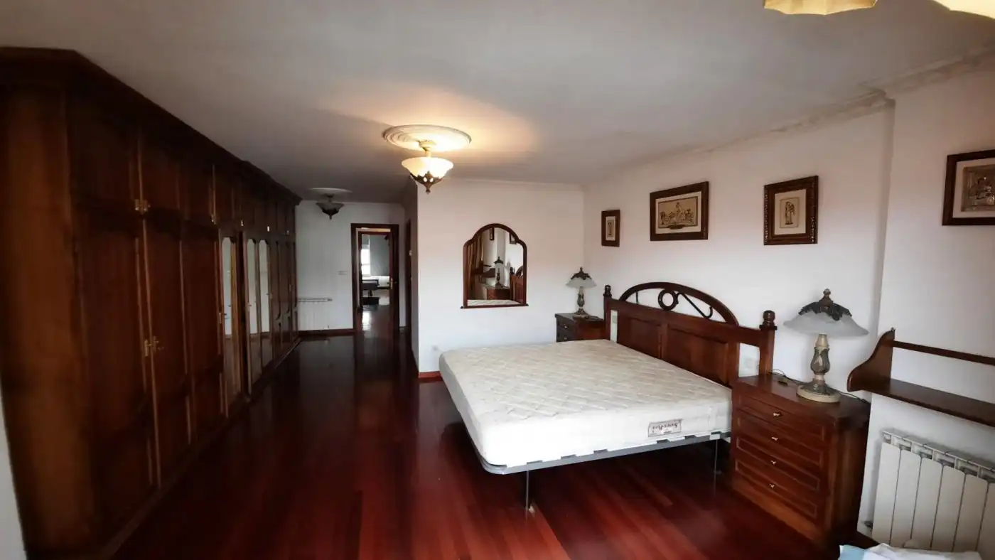 Habitación de Casa o chalet en venta en Corcubión con Calefacción, Terraza y Trastero