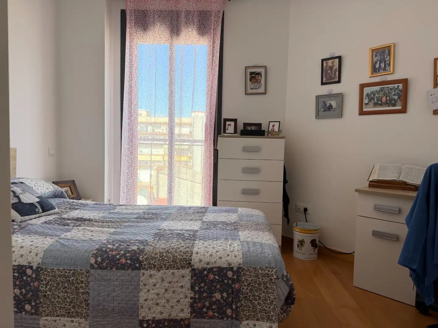 Habitación de Piso en venta en El Poble Sec