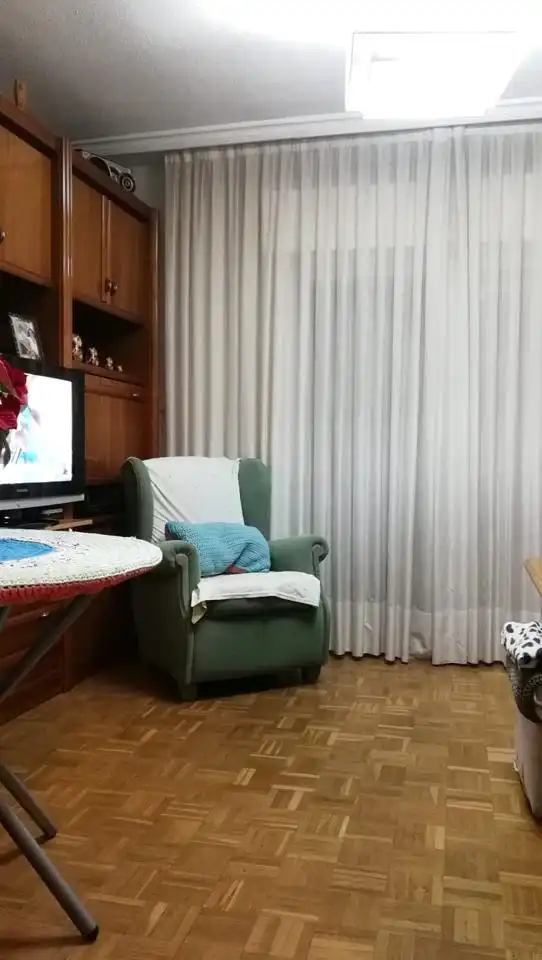 Living room of Flat for sale in  Madrid Capital  with Heating