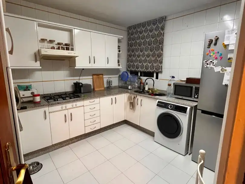Kitchen of Flat for sale in Vilagarcía de Arousa  with Terrace and Balcony