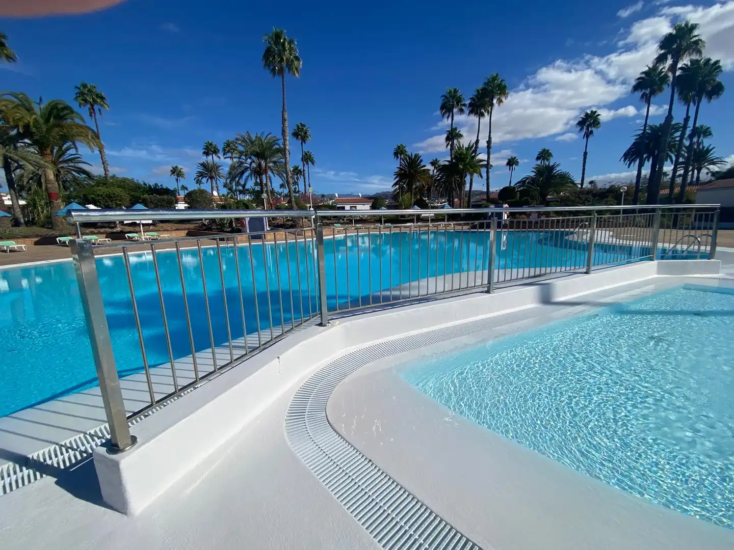 Piscina de Casa o xalet en venda en San Bartolomé de Tirajana amb Aire condicionat, Terrassa i Moblat