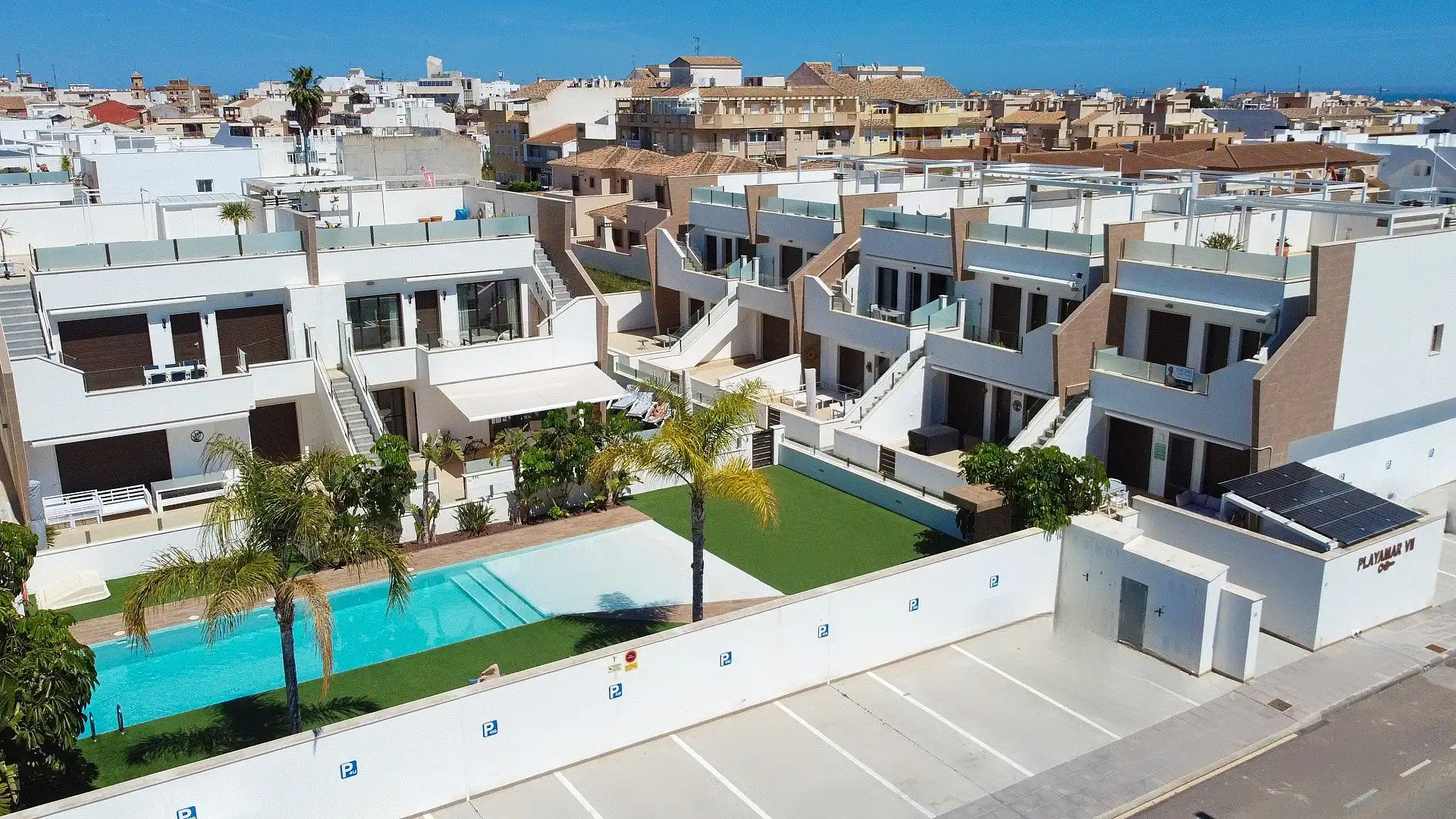 Exterior view of Attic for sale in Pilar de la Horadada  with Terrace, Washing machine and Microwave