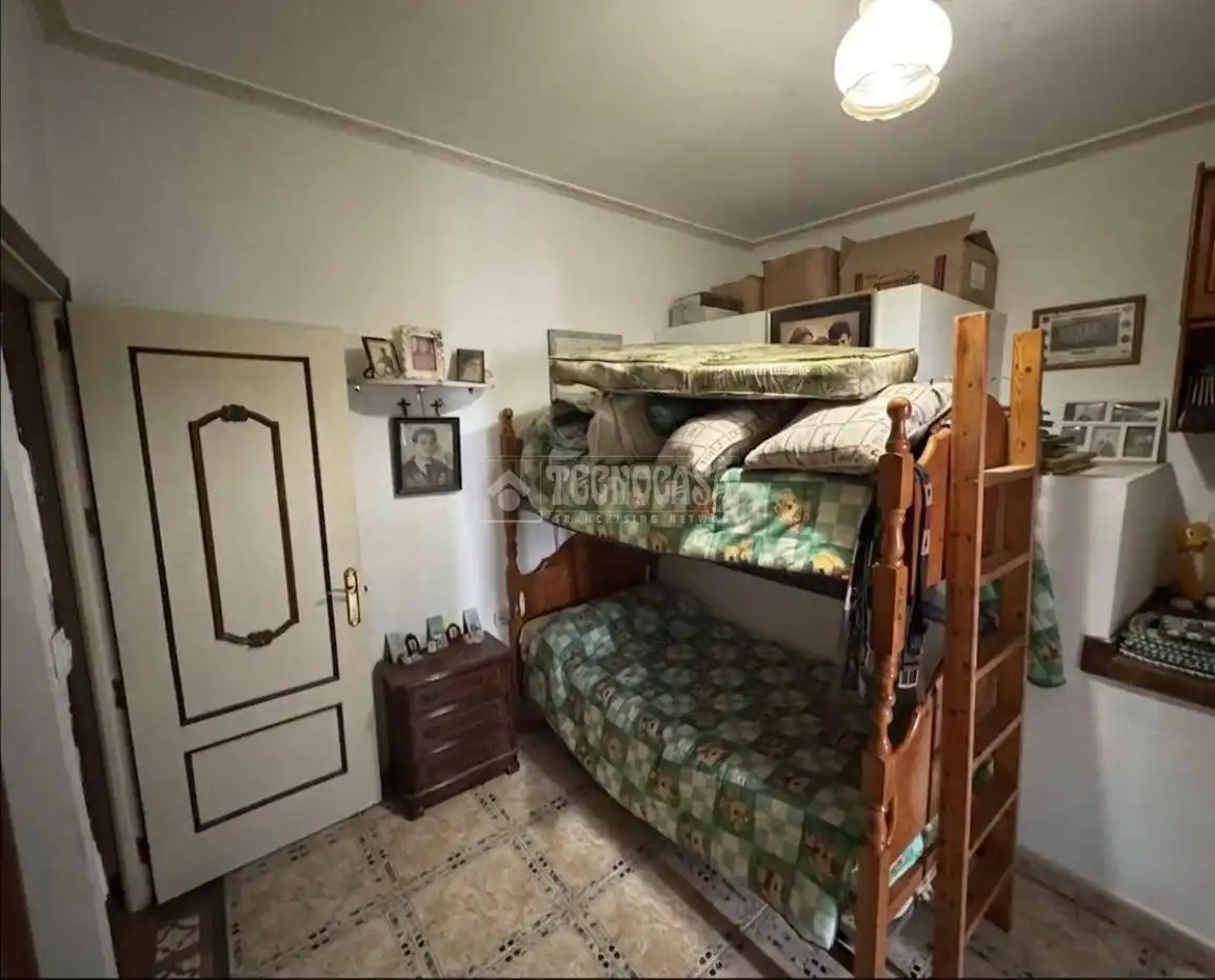 Bedroom of Flat for sale in Sevilla